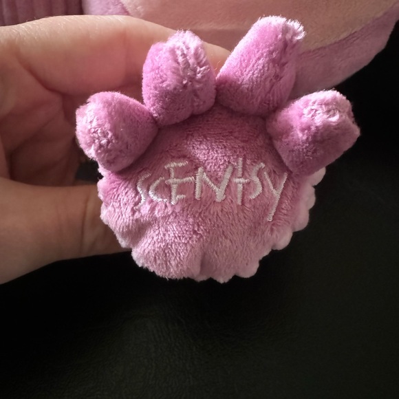 Disney's Angel Scentsy Buddy - Picture 4 of 8